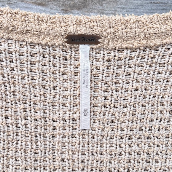 Free People Cropped Cotton V-Neck Sweater Tan Size Medium - Picture 3 of 4